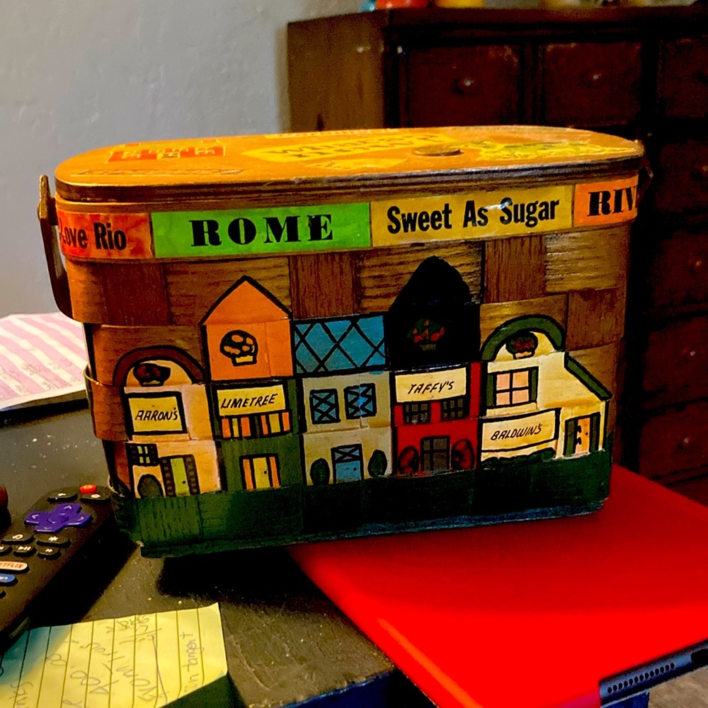 Caro Nan 60’sVintage Signed Hand Painted Hippie Granny Cottagecore Basket  Purse
